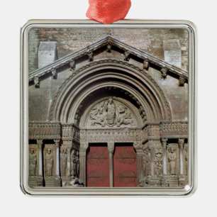 View of the portal metal ornament