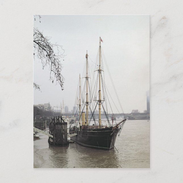 View of the River Thames with RRS Discovery Postcard (Front)