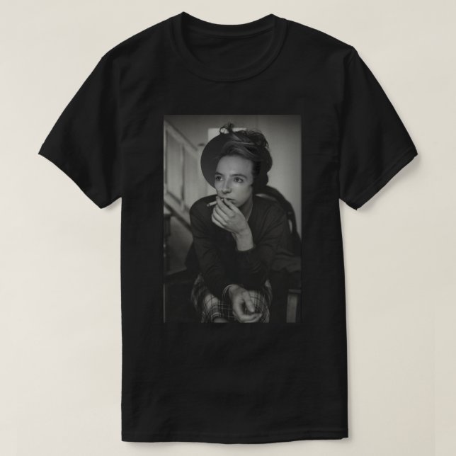 Villanelle smoking   T-Shirt (Design Front)