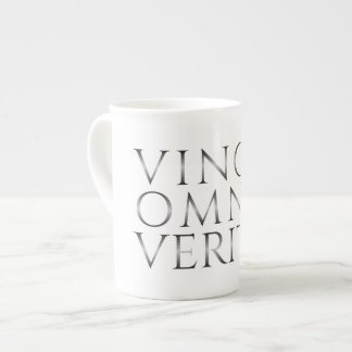 VINCIT OMNIA VERITAS - Light Bone China Mug
