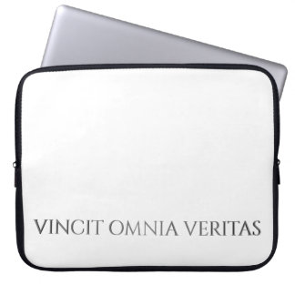 VINCIT OMNIA VERITAS - Light Laptop Sleeve