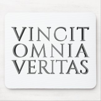 VINCIT OMNIA VERITAS MOUSE PAD