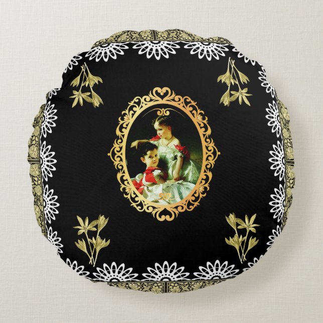 Vintage 115 round pillow (Front)
