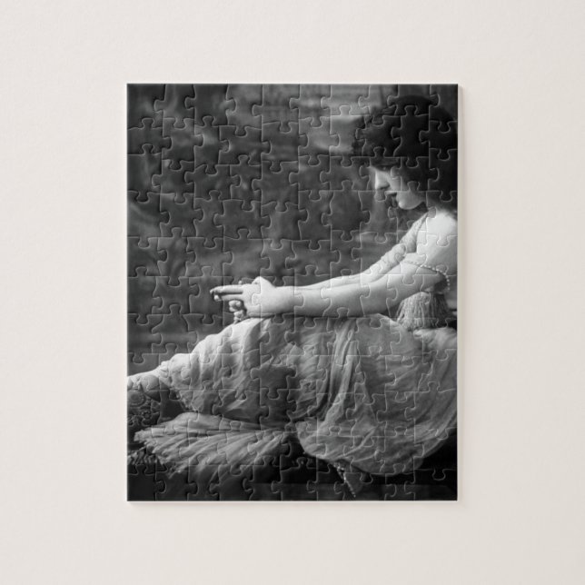 Vintage 1913 Evelyn Nesbit Jigsaw Puzzle (Vertical)