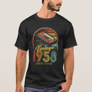 Vintage 1958 Retro Cassette 1958 64th Birthday 64 T-Shirt
