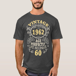 Vintage 1962 Limited Edition 60 Year Old Gifts 60t T-Shirt