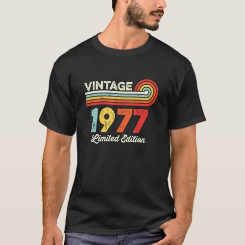 Vintage 1977 Birthday  Men Women Born In 1977 T_Shirt