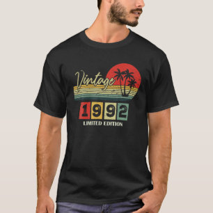 Vintage 2002 20Th Birthday 20 Years Old Gift Men W T-Shirt