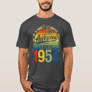 Vintage 68 Years Old April 1954 Decorations 68th B T-Shirt