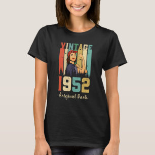 Vintage 70th Birthday  Made In 1952 Womens Birthda T-Shirt