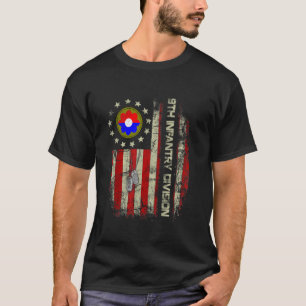 Vintage American Flag 9th Infantry Division Vetera T-Shirt
