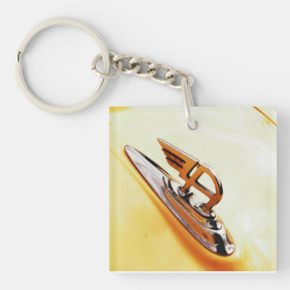 vintage austin car motif keychain