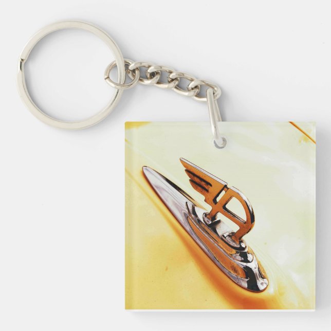 vintage austin car motif keychain (Front)