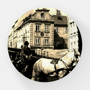 Vintage Austria Vienna Dreimaderlhaus Fiaker Paperweight