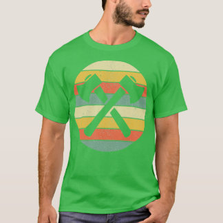 Vintage Ax Throwing Retro Crossed Hatchets Throwe T-Shirt