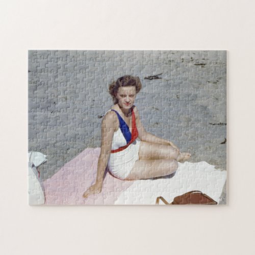 Vintage Bathing Suit Bathing Beauty Lady Jigsaw Puzzle