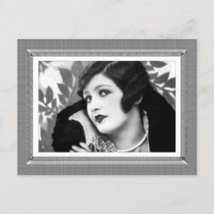 Vintage Beauty - Glamour - in black & white Postcard