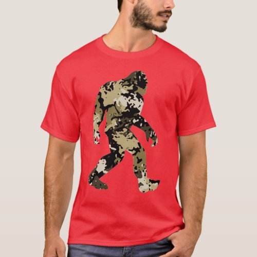 Vintage Bigfoot Hunting Retro Grassman Camo 1 T_Shirt