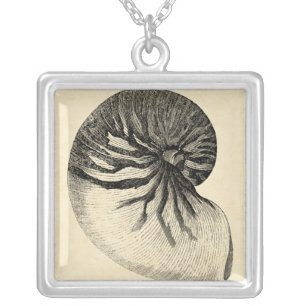 Vintage Black and White Conch Shell Silver Plated Necklace