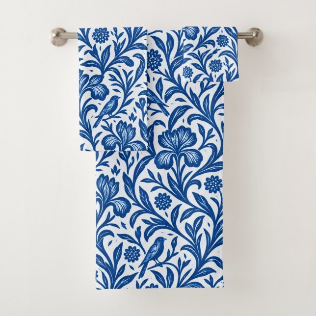 Vintage Blue Iris Botanical Pattern Bath Towel Set (Insitu)