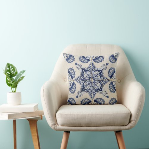  Vintage Blue White Geometric Flower Pattern Throw Pillow