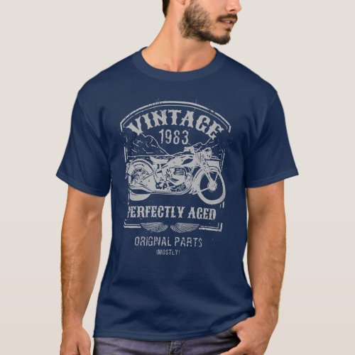Vintage born in 1983 Motorcycle bikers riders Cla T_Shirt