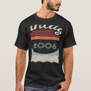 Vintage Born In 2006 16th Birthday 16 Years Old T-Shirt