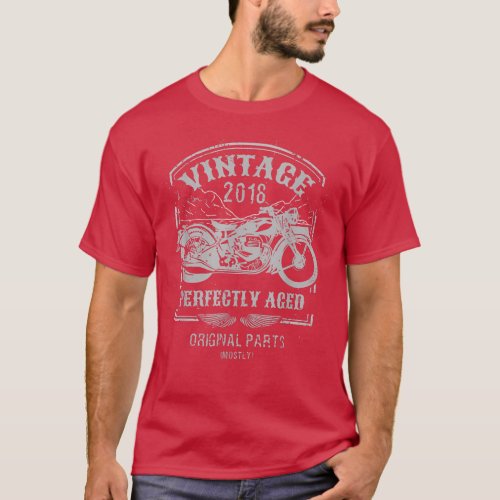 Vintage born in 2018 Motorcycle bikers riders Cla T_Shirt