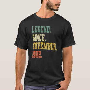 Vintage Born In November 1982 Men Women 40 Years T-Shirt