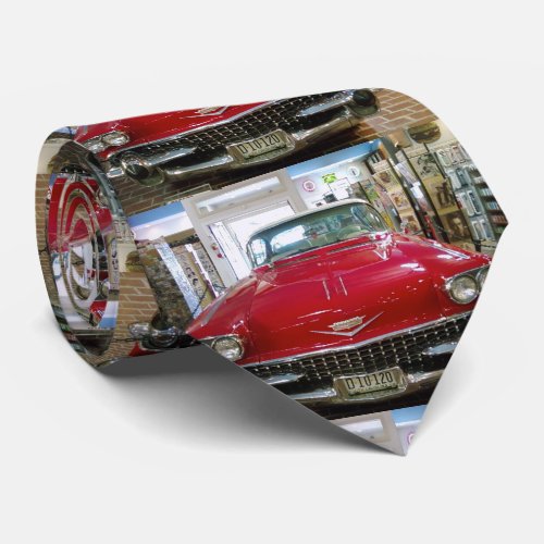 VINTAGE CAR PERFECT TIE FOR YOUR GUY