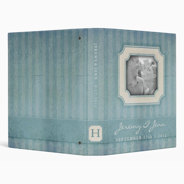 Vintage Charm Blue Monogram Wedding Binder (Background)