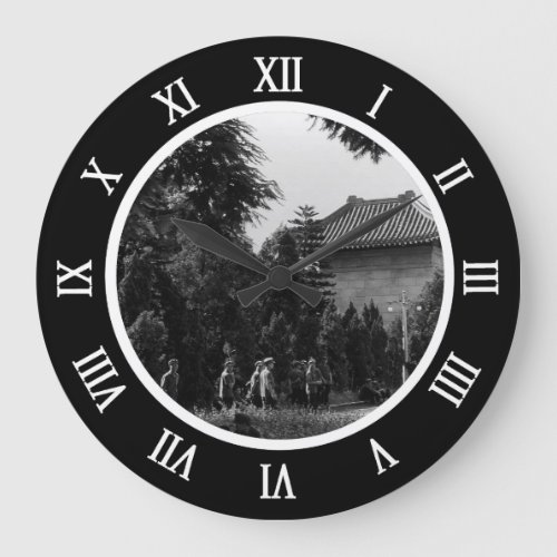 Vintage China Canton martyrs parc Canvas Print Large Clock