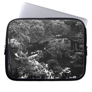 Vintage China Shanghai Yuyuan garden tourists Case
