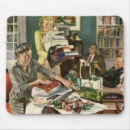 Vintage Christmas Family Wrapping Presents Mouse Pad
