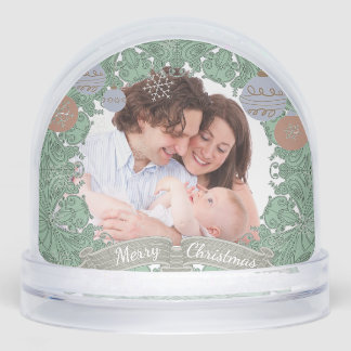 Vintage Christmas Wreath Custom Photo and Message Snow Globe