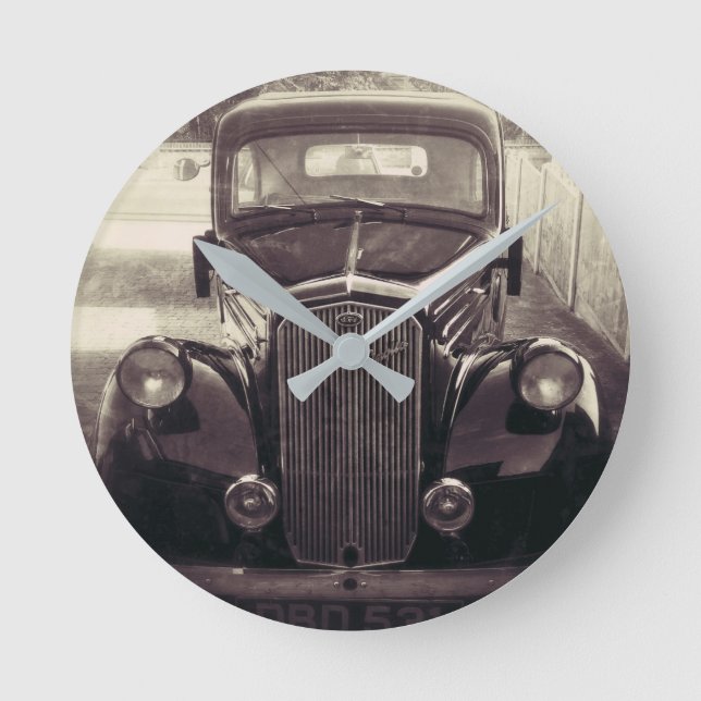 VINTAGE CLASSIC CAR WALL CLOCK (Front)