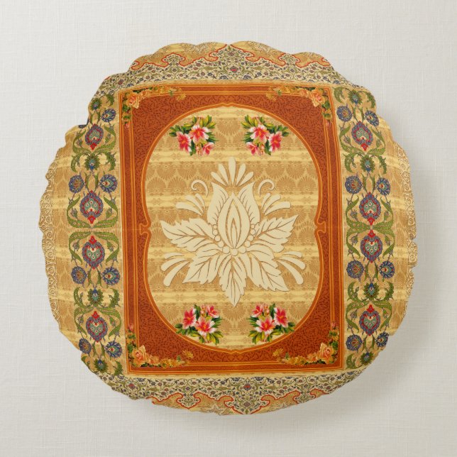 Vintage collage round pillow (Front)
