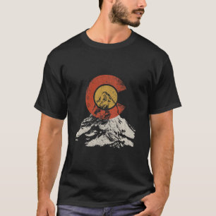 Vintage Colorado Flag Mountain Sunset Outdoor Hiki T-Shirt