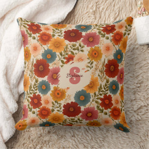 Vintage Daisy Floral Pattern Throw Pillow