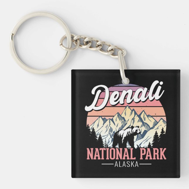 Vintage Denali National Park – Alaska Travel Keychain (Front)
