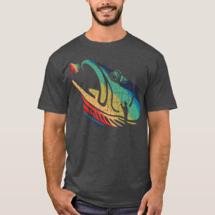 Vintage Distressed Mountain trout Fly Fishing Colo T-Shirt