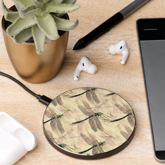 Vintage Dragonfly Print  Wireless Charger (Desk 2)