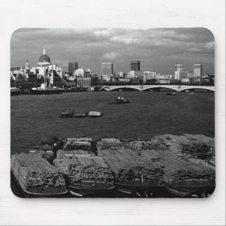Vintage England London Thames river skyline city Mouse Pad