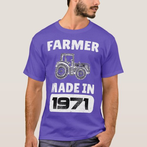 Vintage Farmer Born In 1971 52 Years Old Fathers D T_Shirt