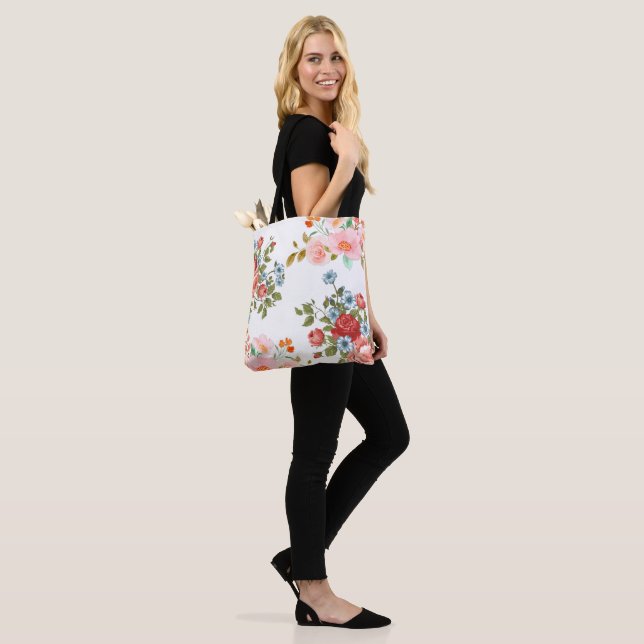  Vintage Floral Elegance Tote Bag (On Model)