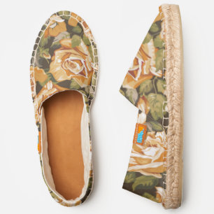 Vintage Floral pattern of yellow roses Espadrilles