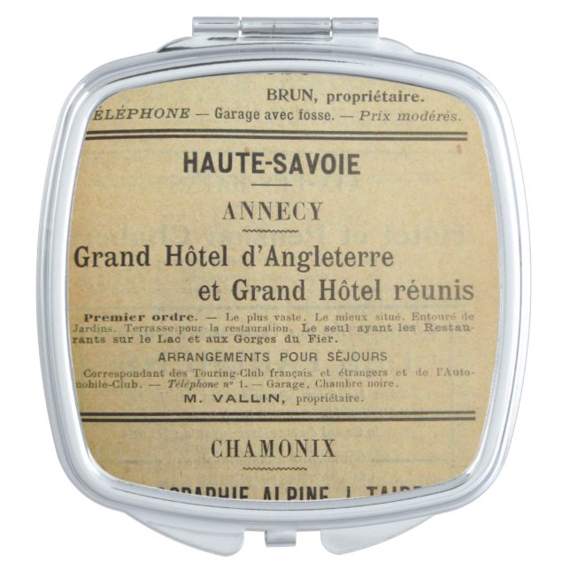 Vintage French Compact Mirror (Front)