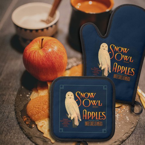 Vintage Fruit Label Apples Owl on Blue Oven Mitt  Pot Holder Set