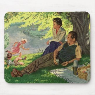 Vintage Fun Family Picnic Under a Shade Tree Mouse Pad