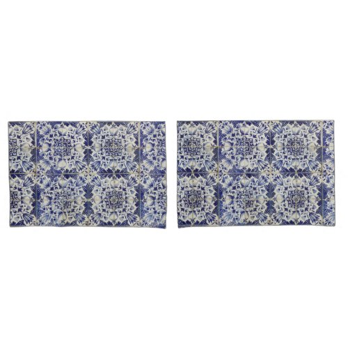 Vintage Geometric Blue White Tile Pattern  Pillow Case